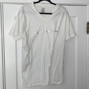 White tee shirt